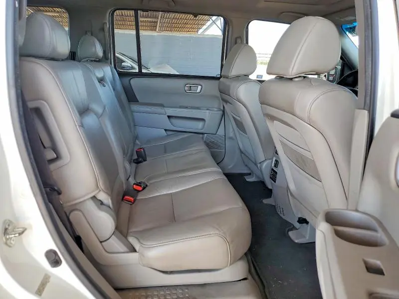 2011 HONDA PILOT TOURING  