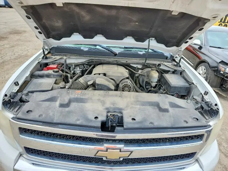2011 CHEVROLET SILVERADO K1500 LT  