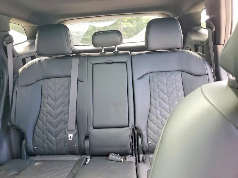 2025 KIA SPORTAGE X LINE  