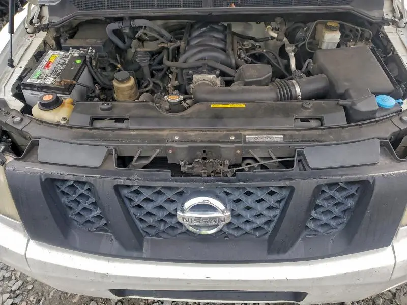 2010 NISSAN TITAN XE  