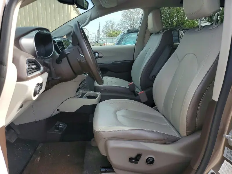 2017 CHRYSLER PACIFICA TOURING L  