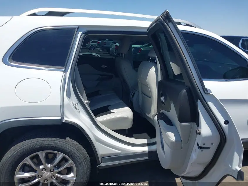 2020 JEEP CHEROKEE LATITUDE PLUS 4X4