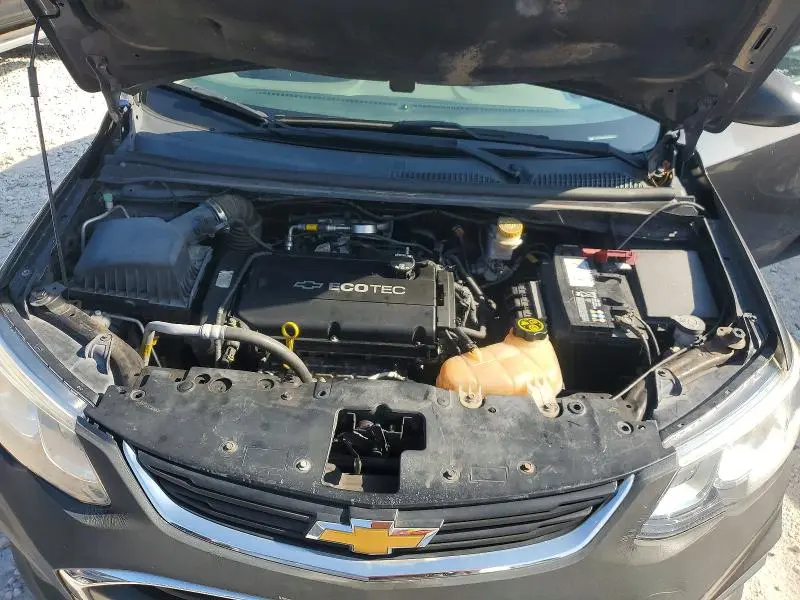 2017 CHEVROLET SONIC LT  