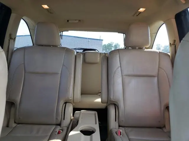 2014 TOYOTA HIGHLANDER XLE  