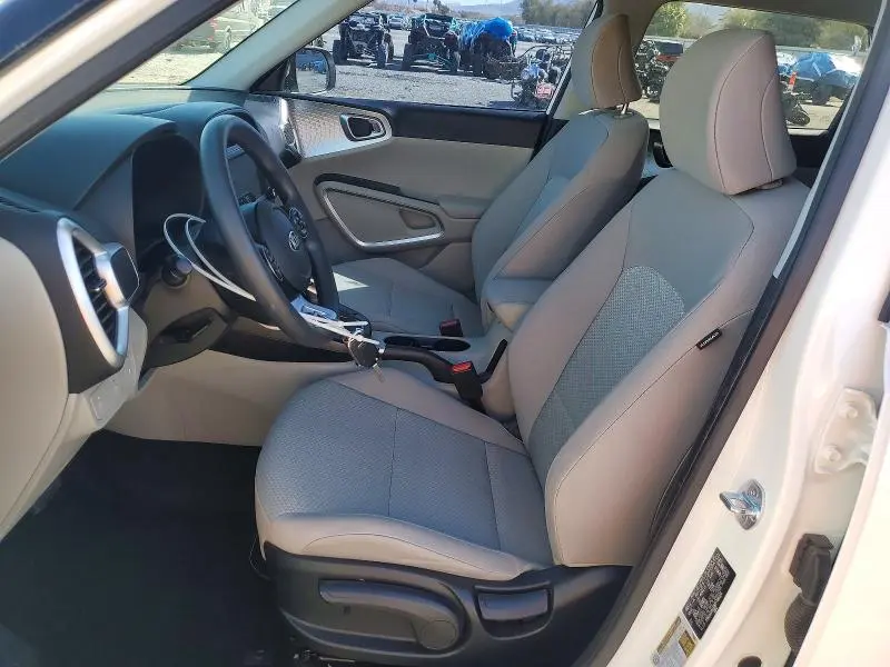 2021 KIA SOUL LX  
