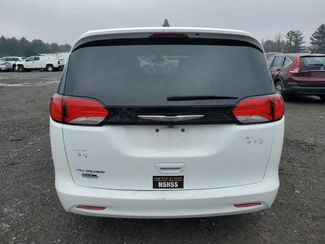 2022 CHRYSLER VOYAGER LX  