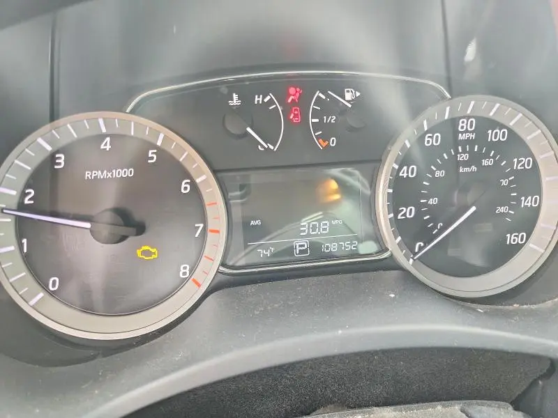 2015 NISSAN SENTRA SR  