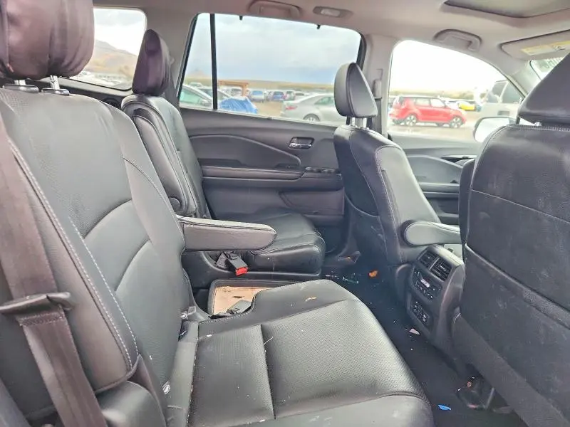 2017 HONDA PILOT ELITE  