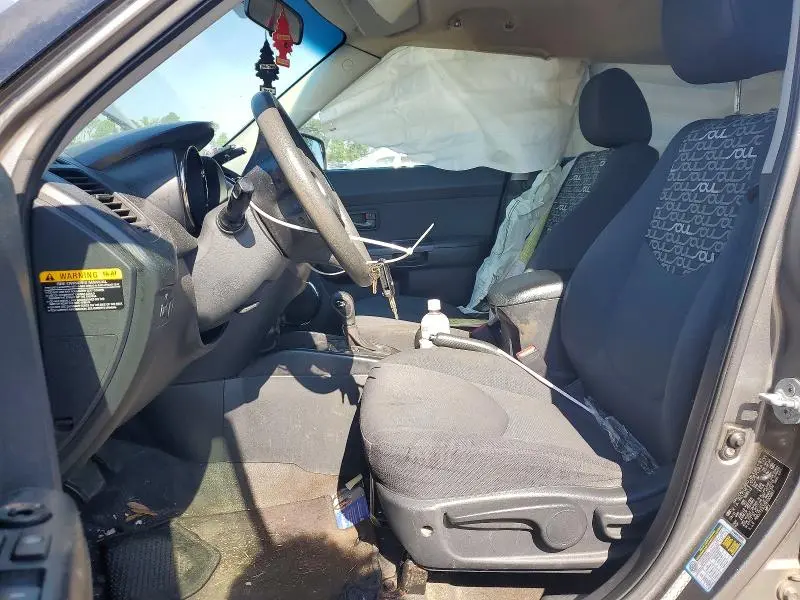 2011 KIA SOUL +  