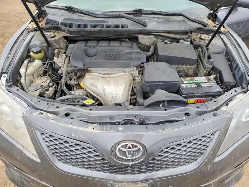 2010 TOYOTA CAMRY SE  