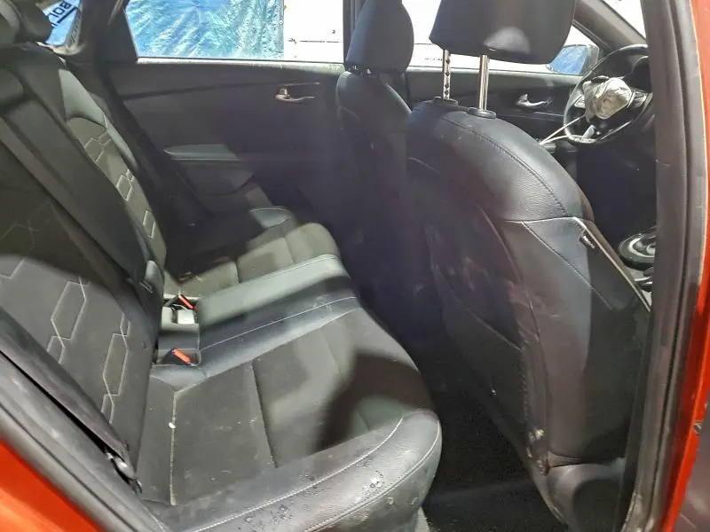 2021 KIA FORTE GT LINE  