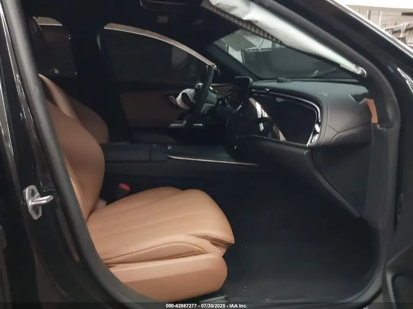 2025 MERCEDES-BENZ E 350  