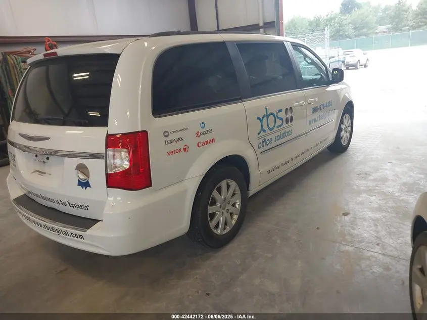 2016 CHRYSLER TOWN & COUNTRY TOURING