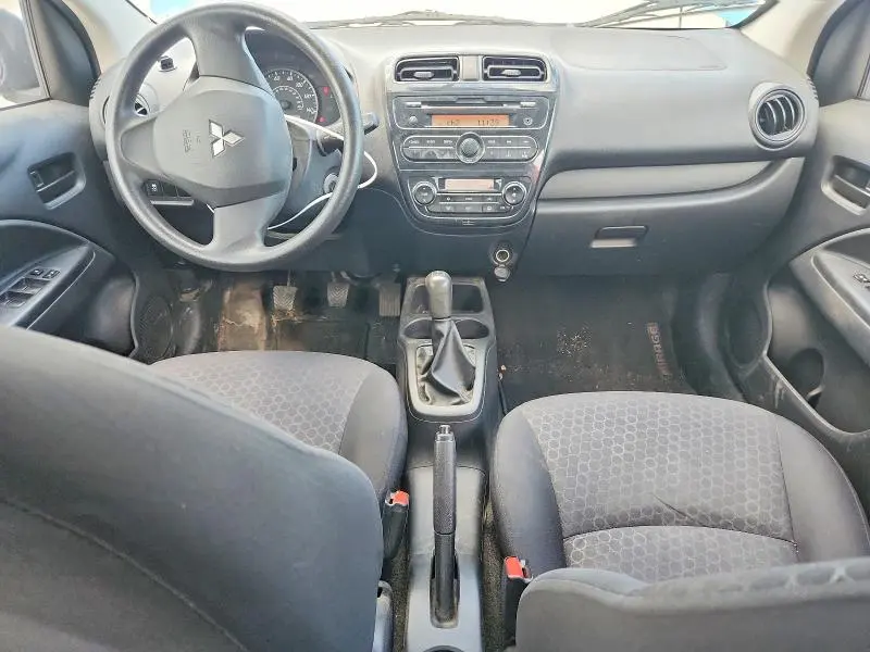 2015 MITSUBISHI MIRAGE DE  