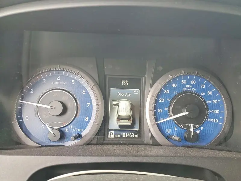 2020 TOYOTA SIENNA LE  