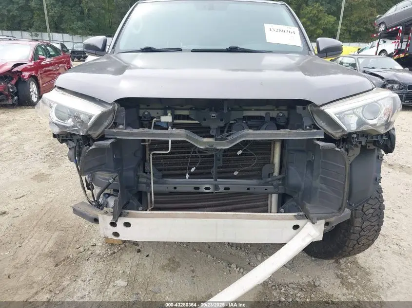 2017 TOYOTA 4RUNNER SR5