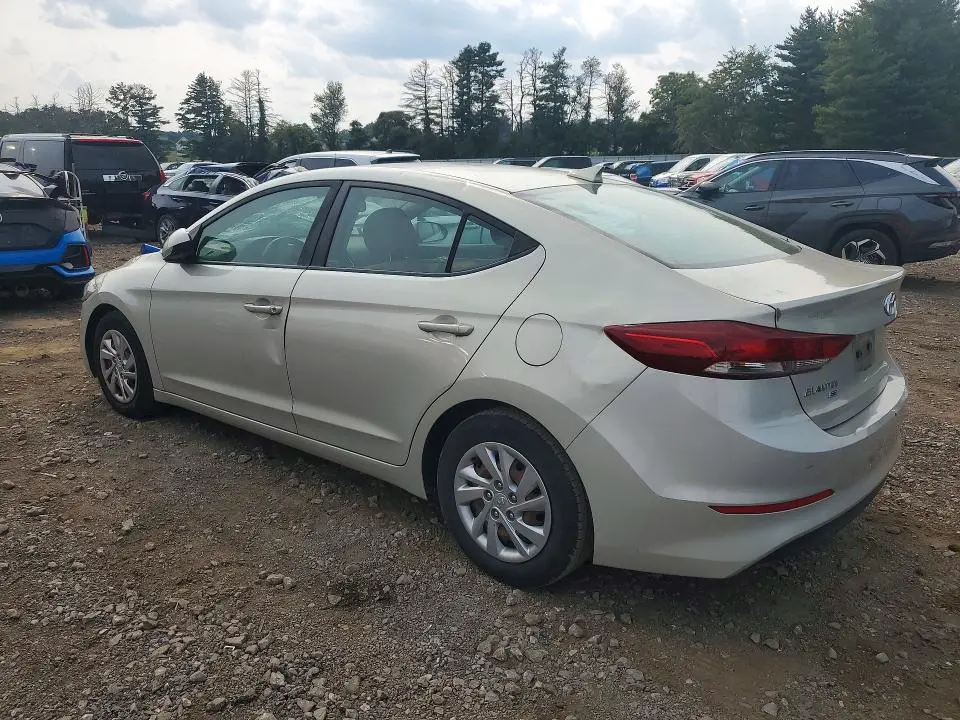 2017 HYUNDAI ELANTRA SE  