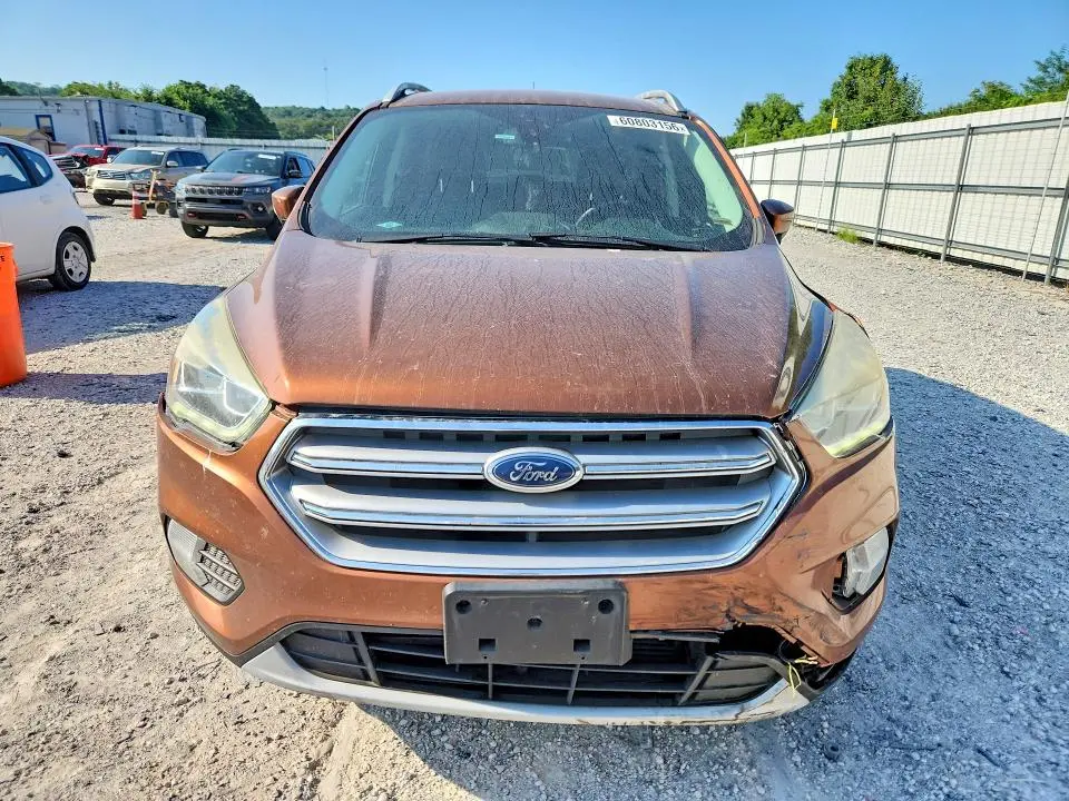 2017 FORD ESCAPE TITANIUM  
