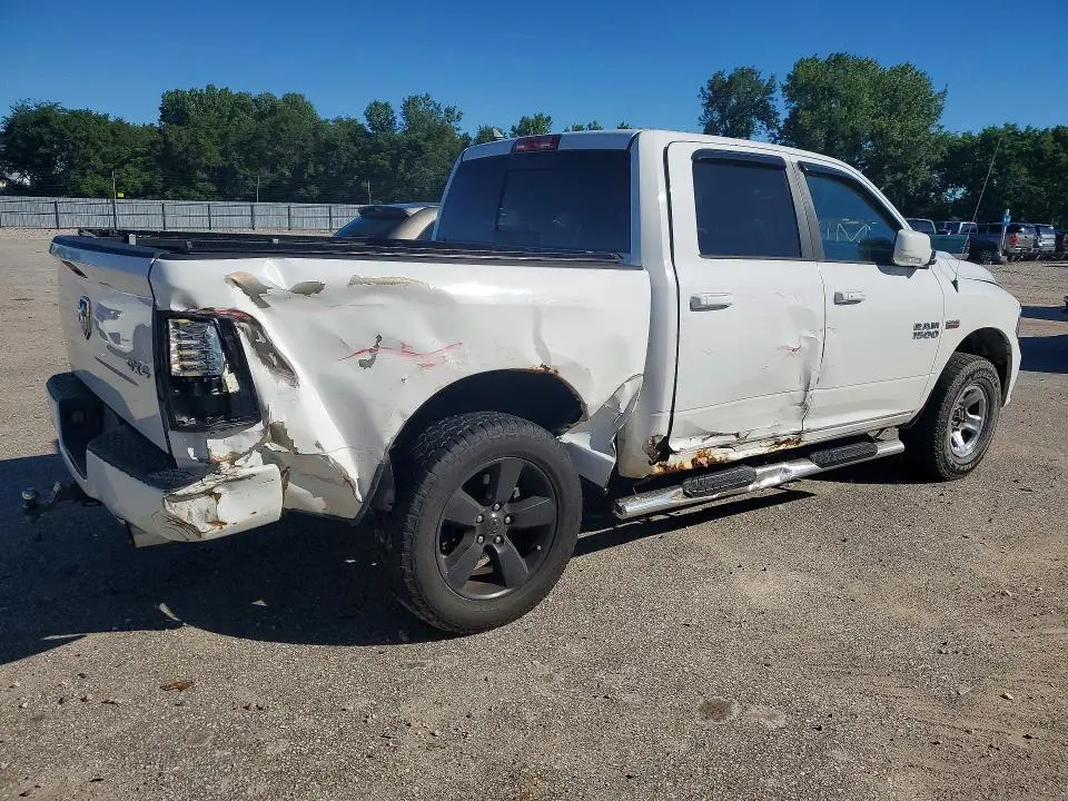 2013 RAM 1500 SPORT  