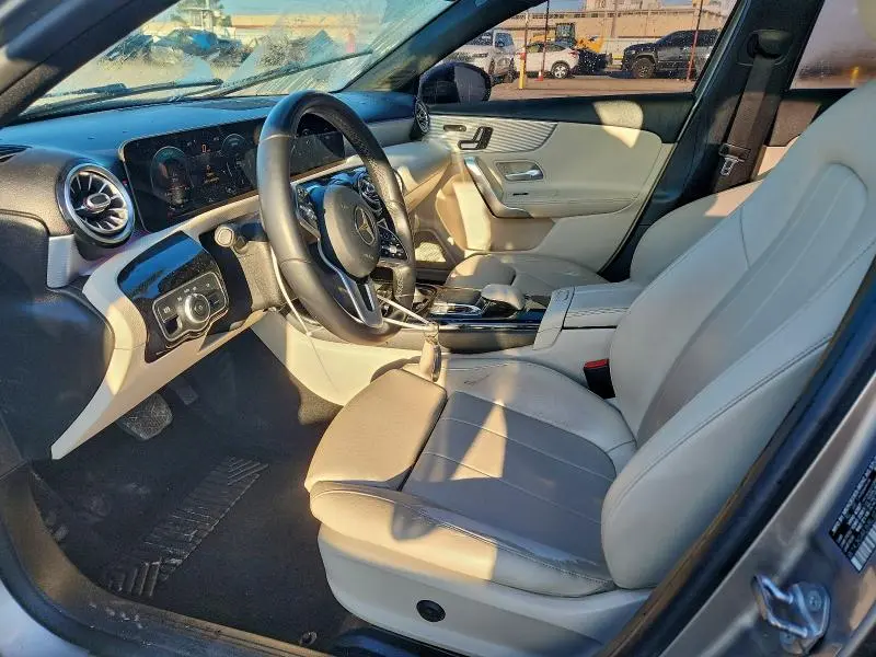 2020 MERCEDES-BENZ A 220  