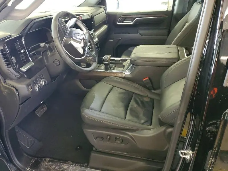 2025 GMC SIERRA K1500 SLT  