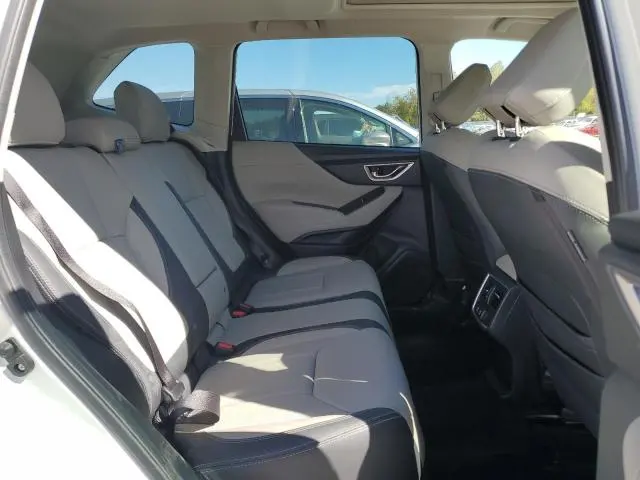 2021 SUBARU FORESTER LIMITED  