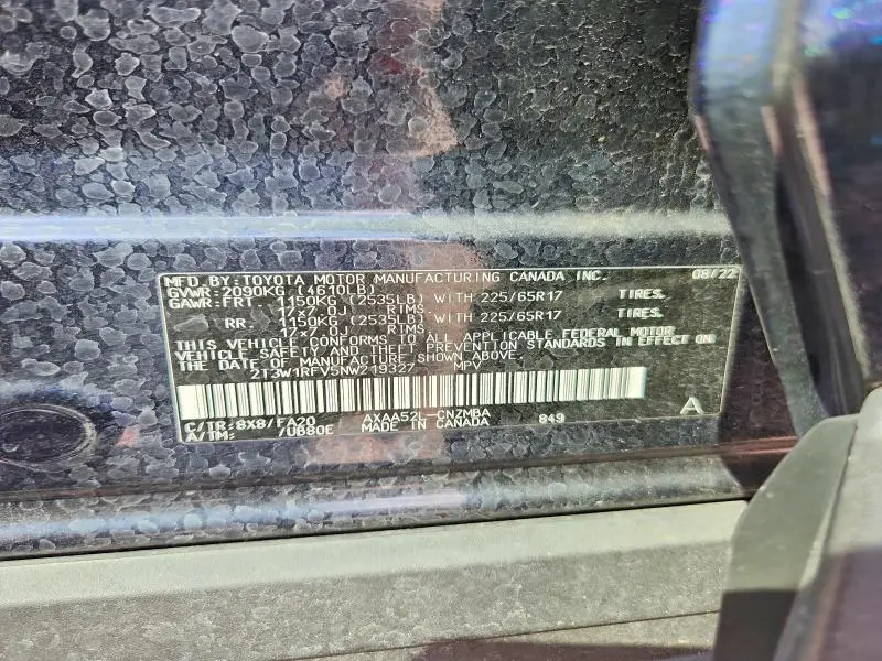 2022 TOYOTA RAV4 XLE  