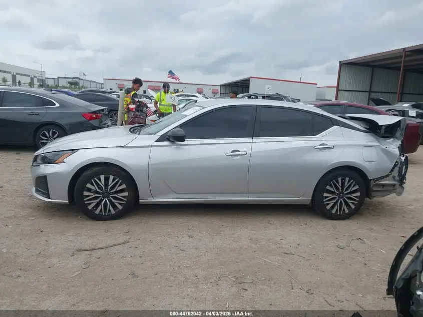2024 NISSAN ALTIMA SV FWD