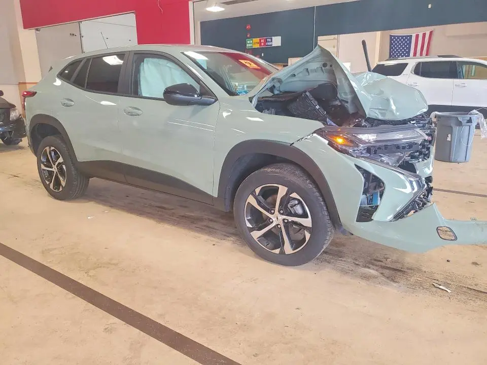 2024 CHEVROLET TRAX 1RS  