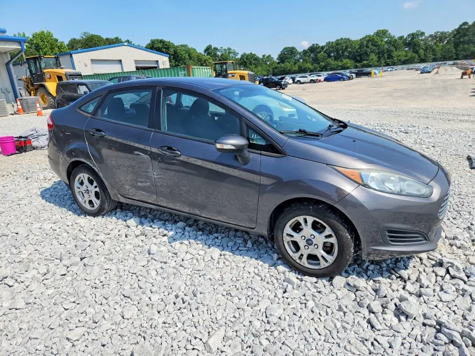 2015 FORD FIESTA SE  