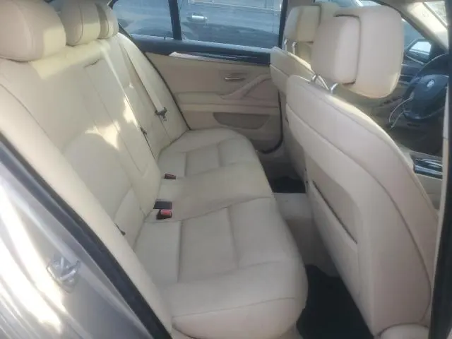 2011 BMW 528 I  