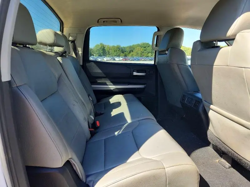 2021 TOYOTA TUNDRA SR5  