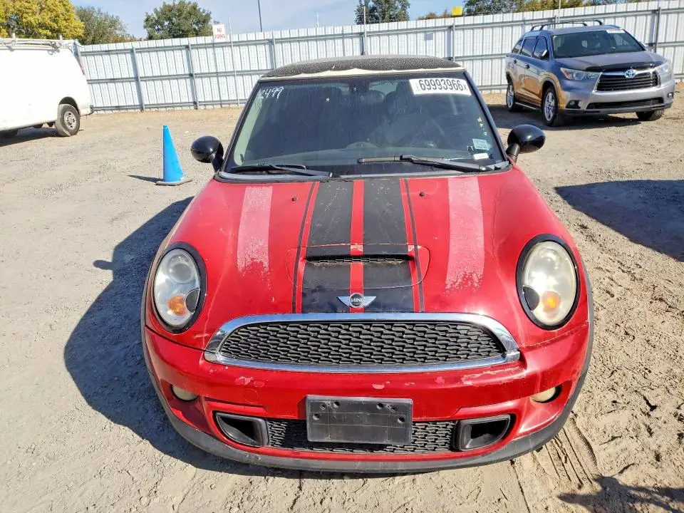 2012 MINI COOPER S  