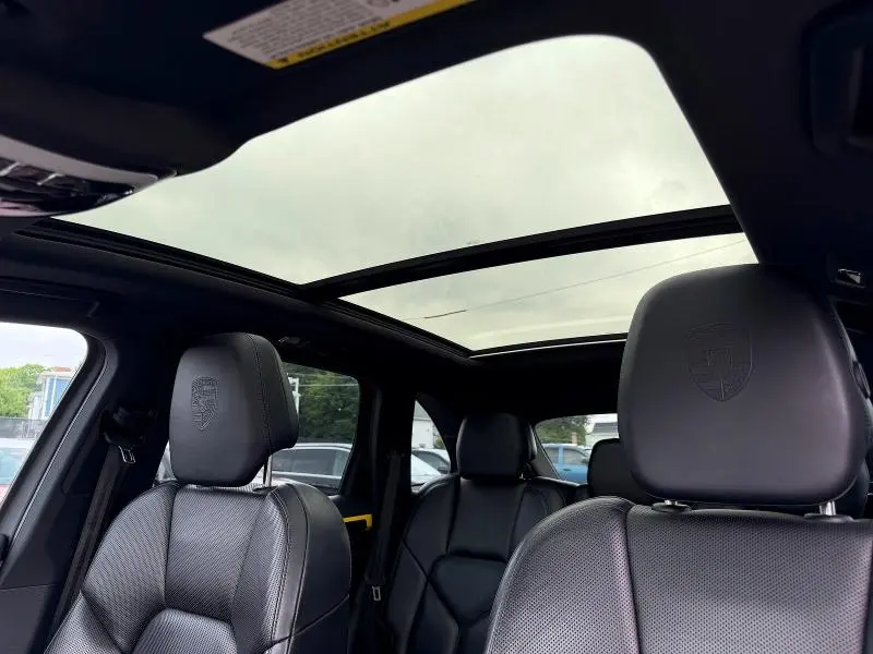 2018 PORSCHE CAYENNE   