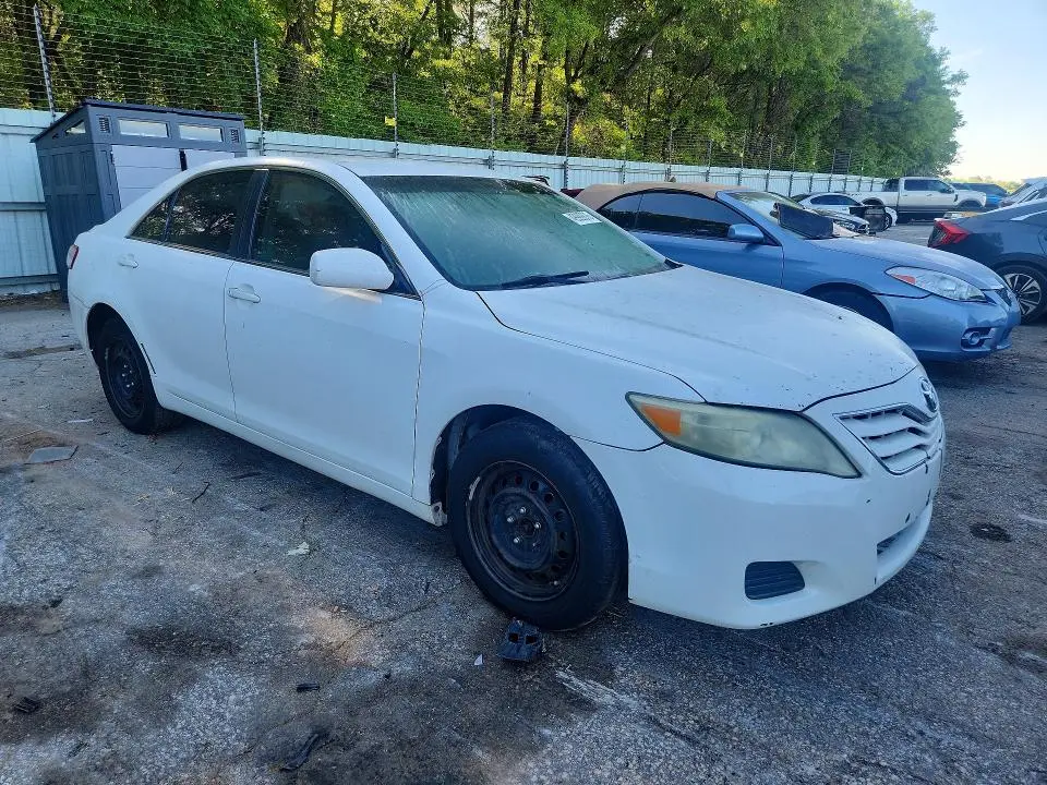 2010 TOYOTA CAMRY BASE  