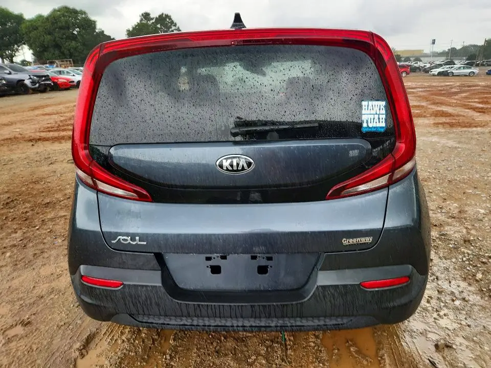 2020 KIA SOUL LX  