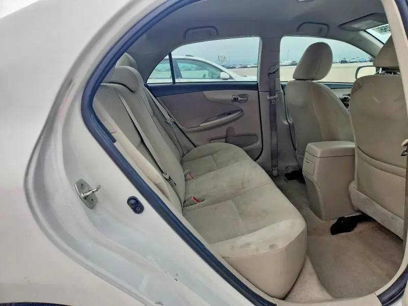 2013 TOYOTA COROLLA LE  