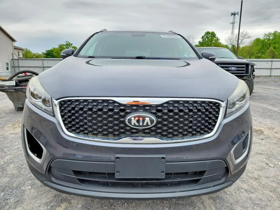 2016 KIA SORENTO LX V6  