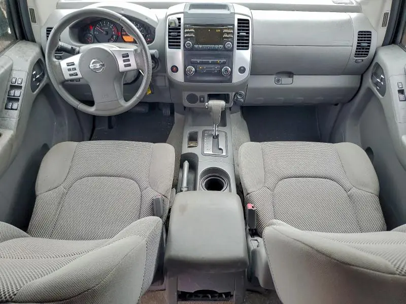 2013 NISSAN FRONTIER S  