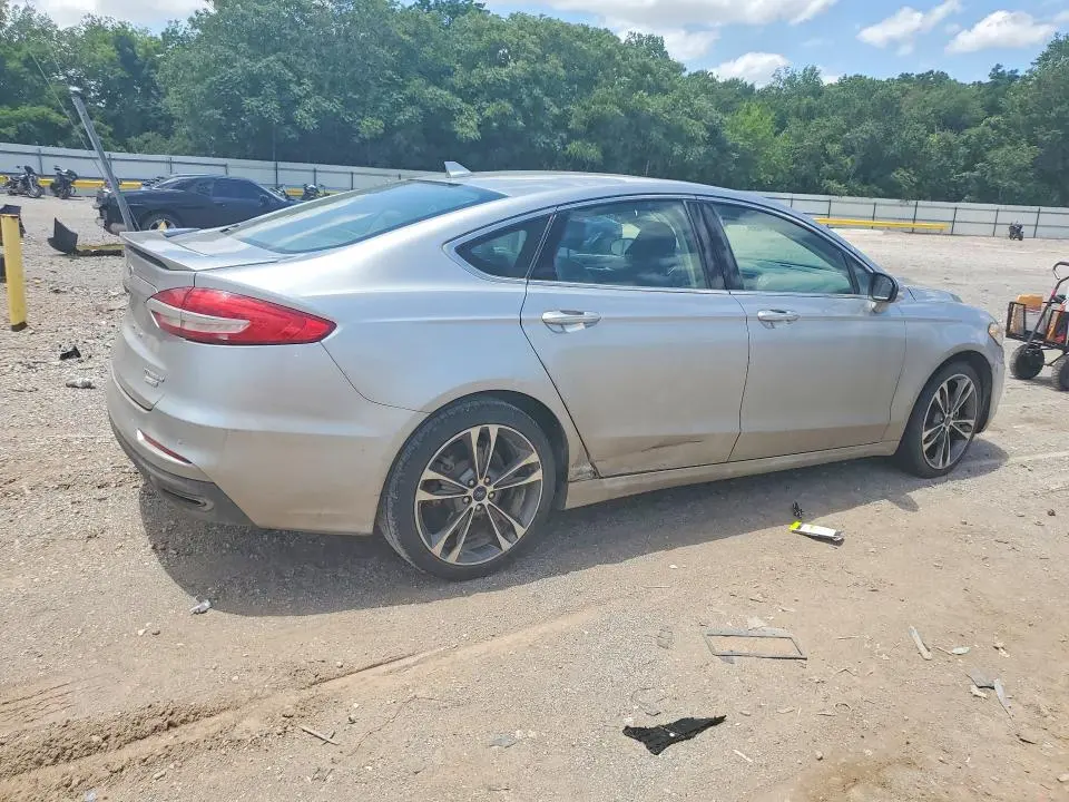 2020 FORD FUSION TITANIUM  