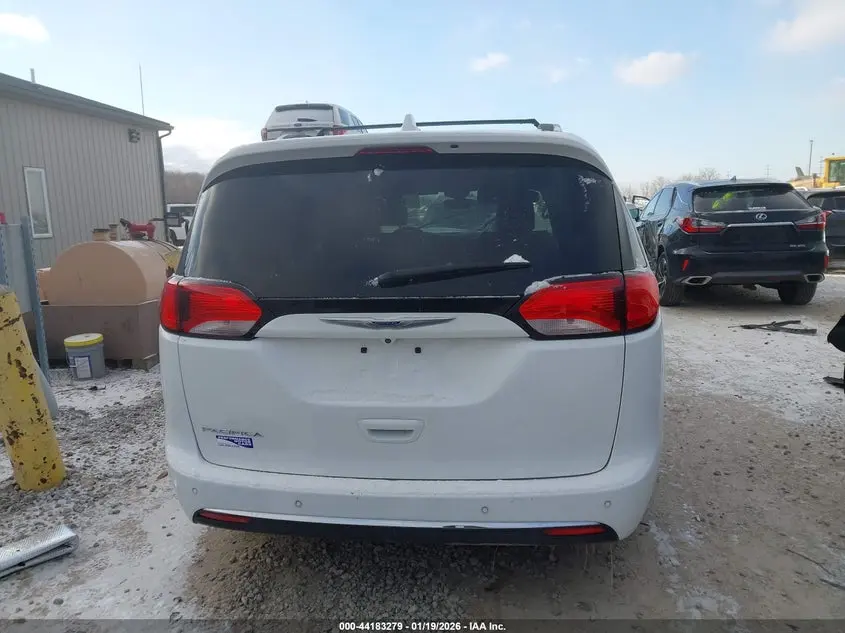 2019 CHRYSLER PACIFICA TOURING L