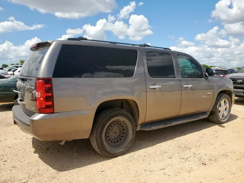 2011 CHEVROLET SUBURBAN C1500 LT  