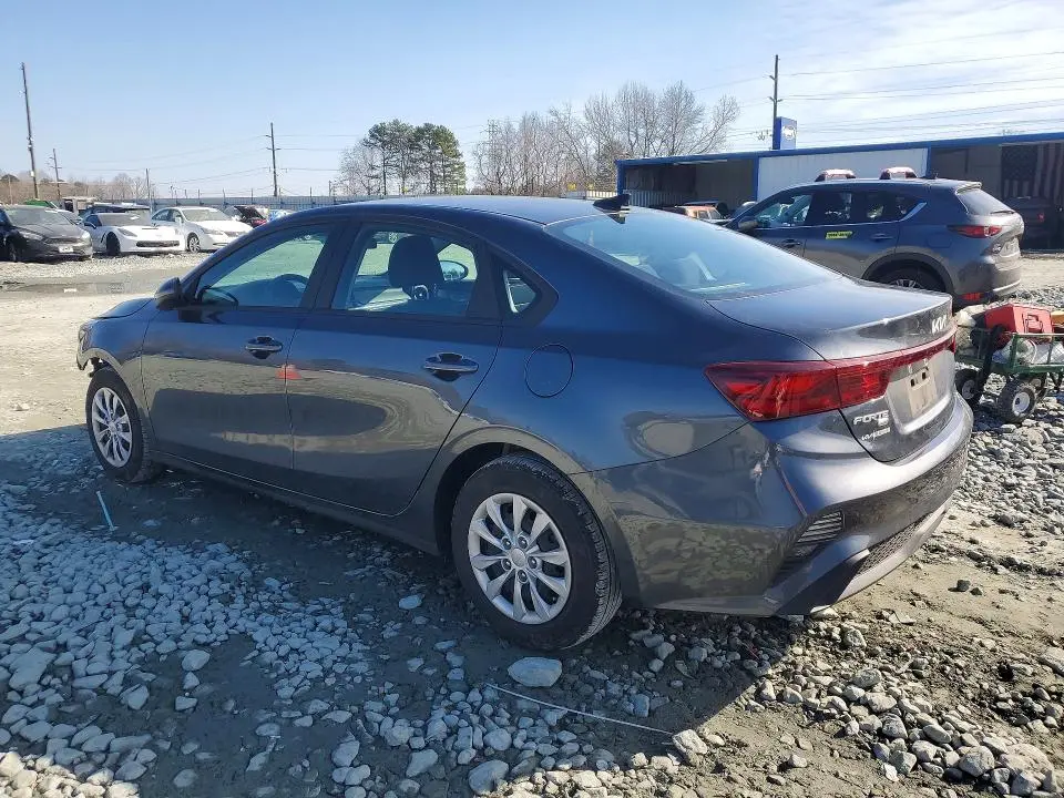 2023 KIA FORTE LX  
