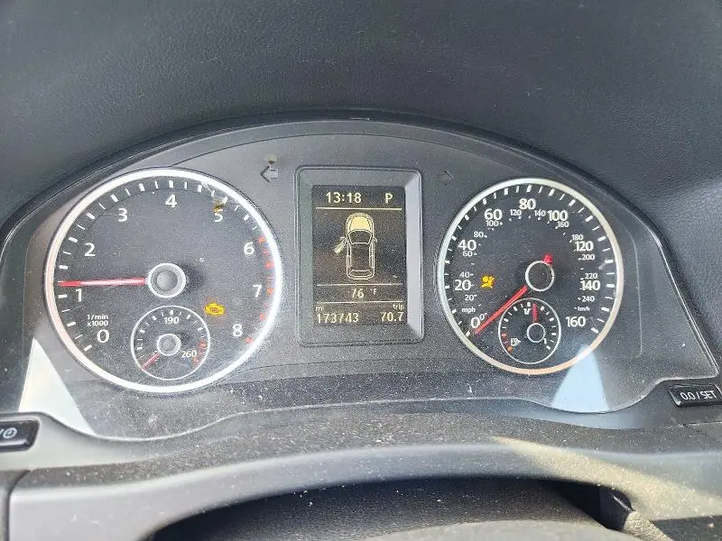 2016 VOLKSWAGEN TIGUAN S  