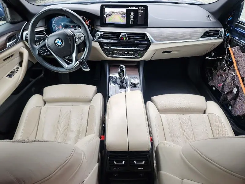 2022 BMW 540 XI  