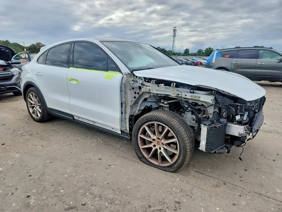 2021 PORSCHE CAYENNE COUPE  