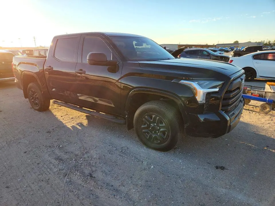 2026 TOYOTA TUNDRA SR  