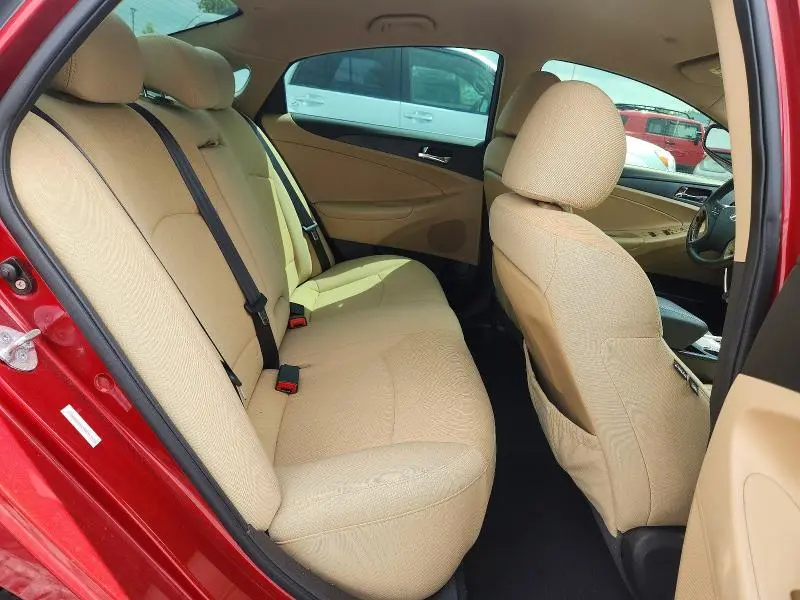 2011 HYUNDAI SONATA GLS  