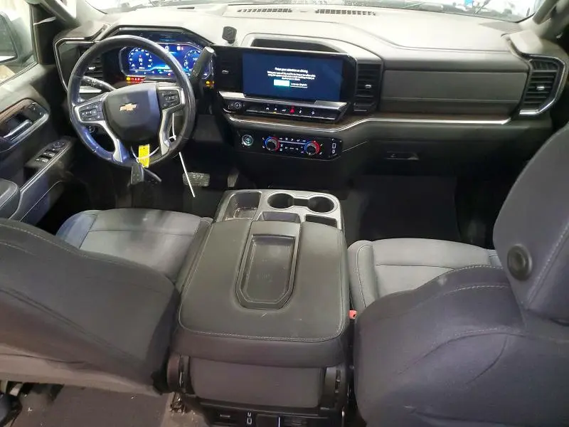 2022 CHEVROLET SILVERADO K1500 LT  