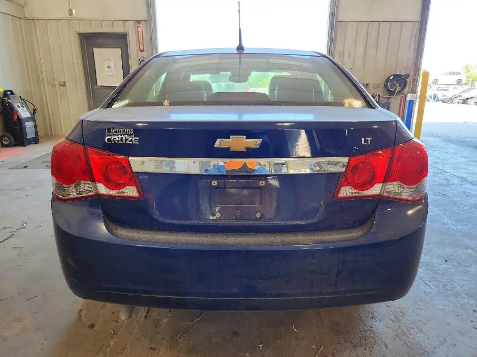 2013 CHEVROLET CRUZE LT  